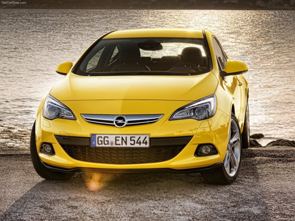 Opel-Astra_GTC_2012_1280x960_wallpaper_09.jpg