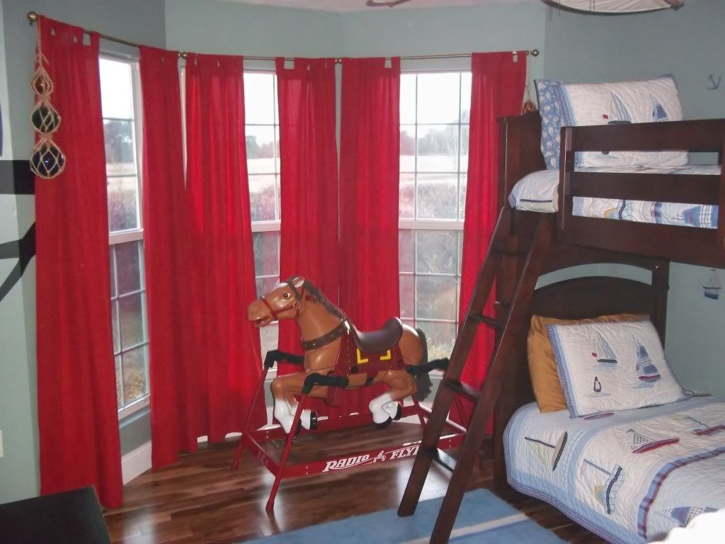 Childrensbedroom005.jpg