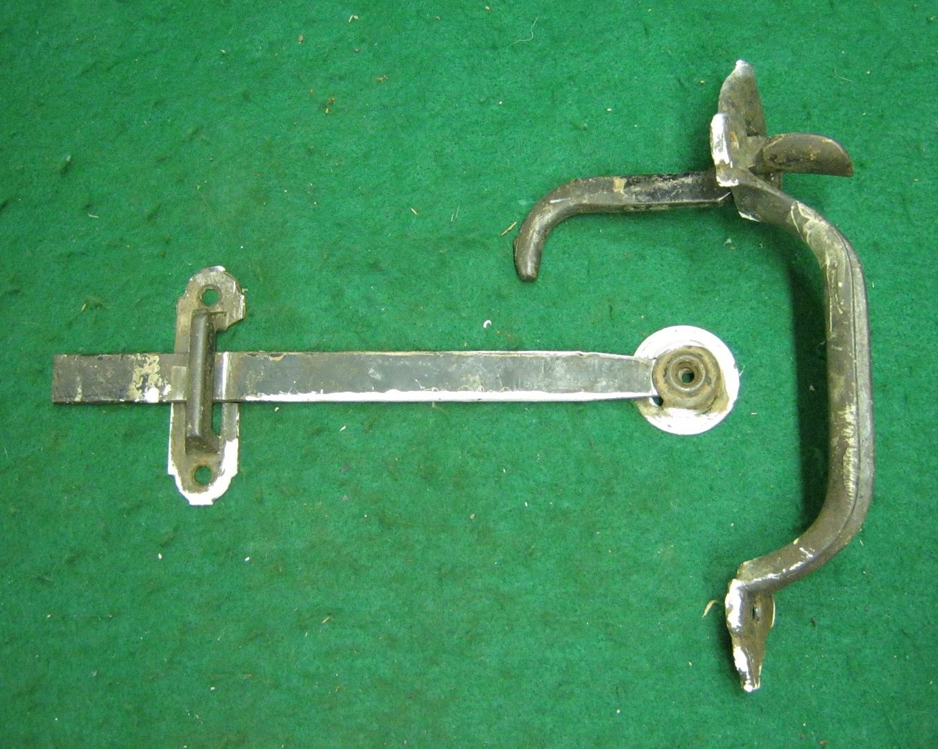 Large Antique Thumb Latch Door Handle 159613 eBay