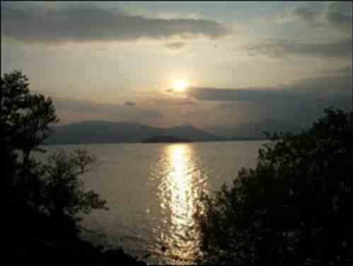 theloch-1.jpg