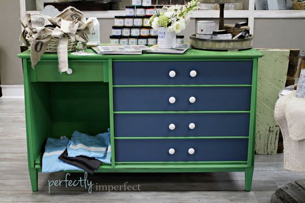 Chalk Paint | How to Paint Furniture | Antibes Green | Annie Sloan | perfectly imperfect