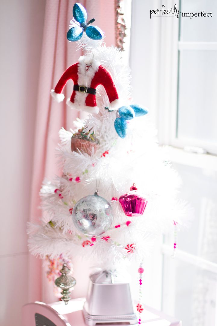 Christmas in the Kids' Rooms | perfectly imperfect