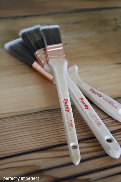 best paint brushes for creating a smooth, stroke-free finish