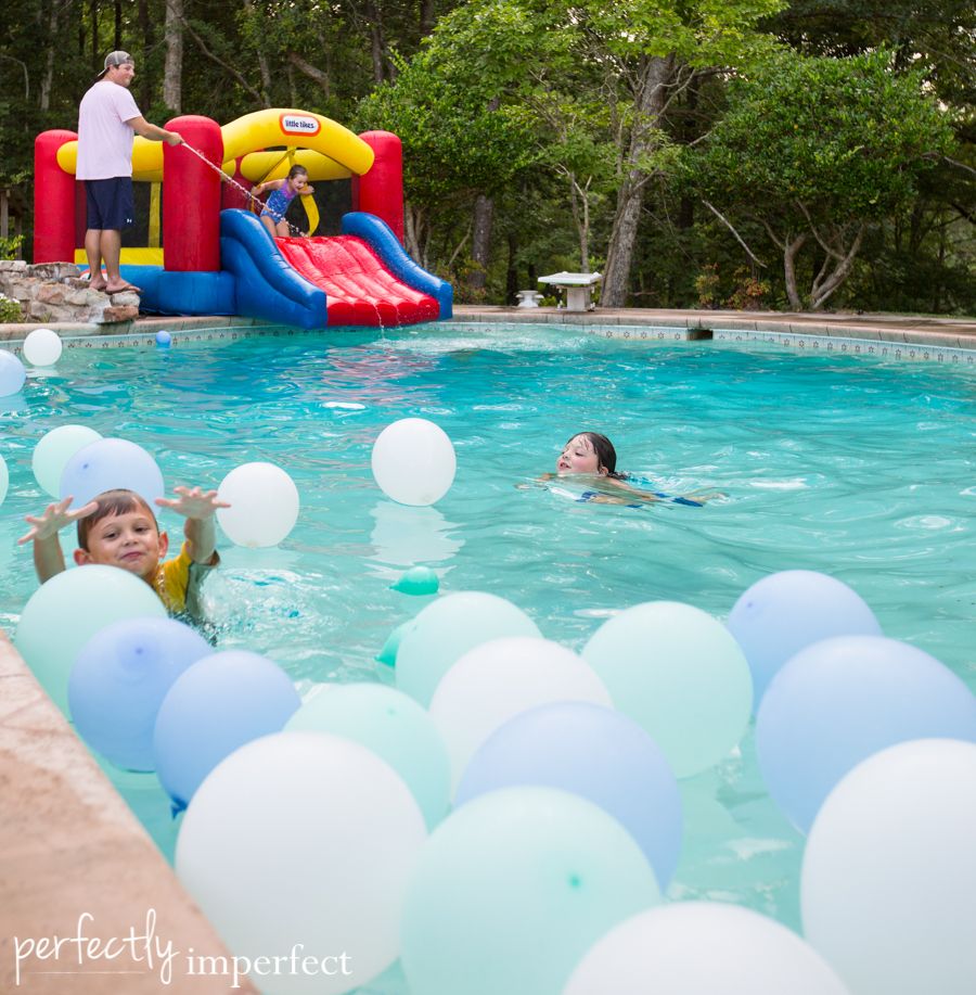 Simple Frozen Birthday Party | Girl's Birthday Party Ideas | perfectly imperfect